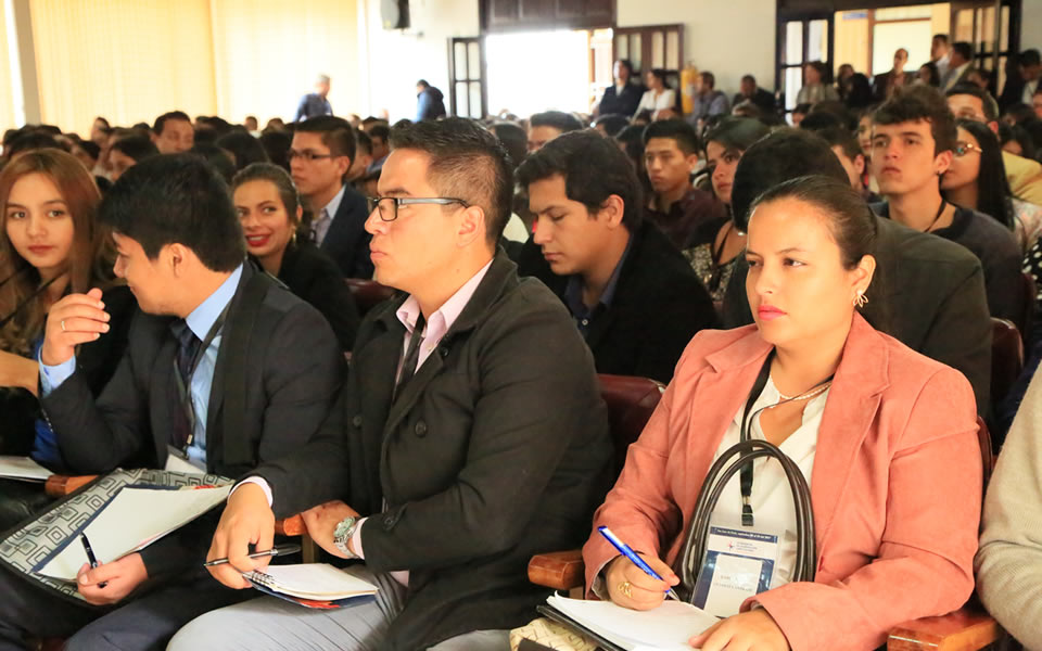 POSITIVO BALANCE DEL XII ENCUENTRO DE LA JURISDICCIÓN CONSTITUCIONAL