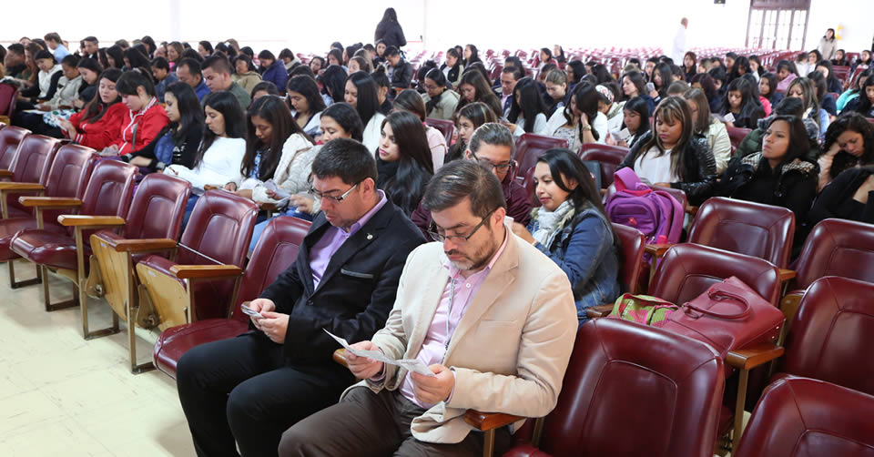 BIENVENIDA A EDUCANDOS DE LA FACULTAD DE EDUCACIÓN