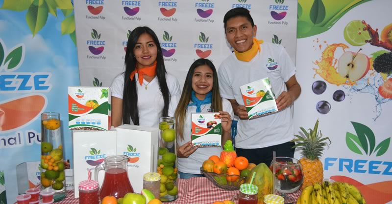 ESTUDIANTES DE MERCADEO EXHIBEN PROYECTOS DE INNOVACIÓN EN EL SENA EMPLEO
